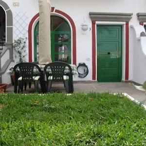 https://little-vencie-appartment-in-puerto-de-mogan.in-canary-islands.com